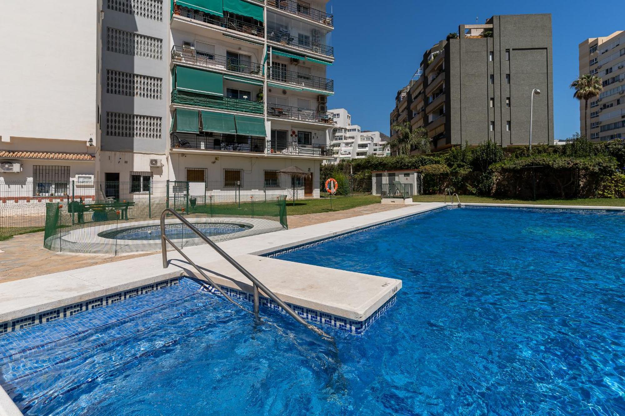 Blonzu Cabo * Benalmadena